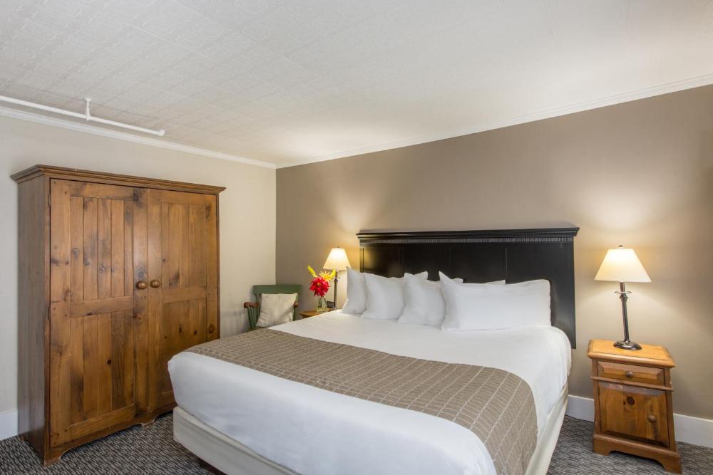 King Room interior